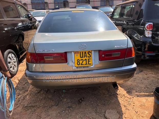 Toyota Premio 2001 Beige