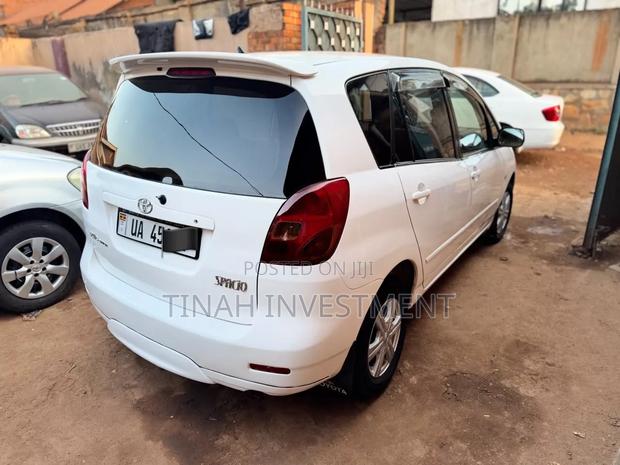 Toyota Corolla Spacio 2009 White