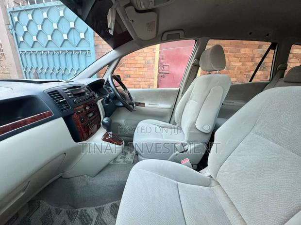 Toyota Corolla Spacio 2009 White