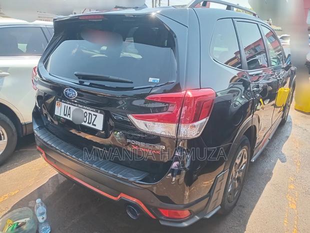 Subaru Forester 2018 Black