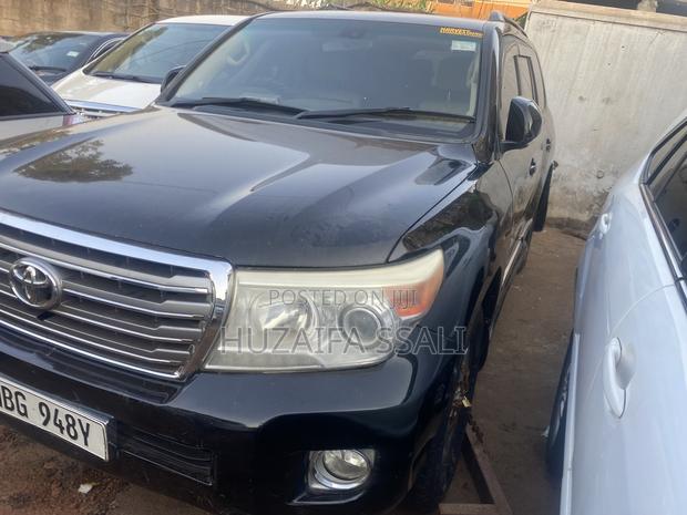Toyota Land Cruiser Prado 2010 Black
