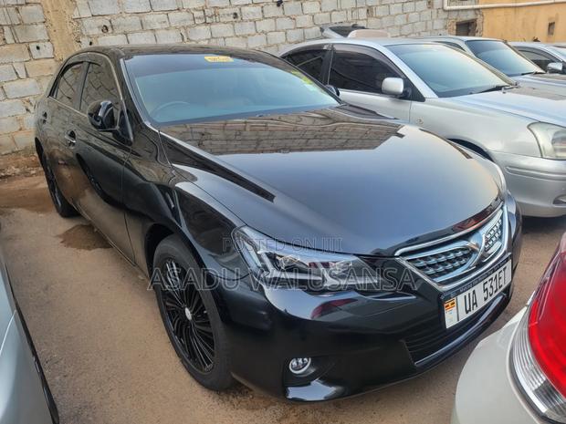 Toyota Mark X 2013 Black