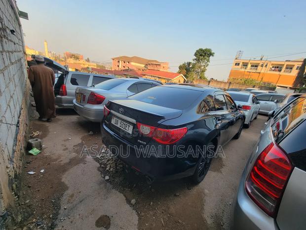 Toyota Mark X 2013 Black