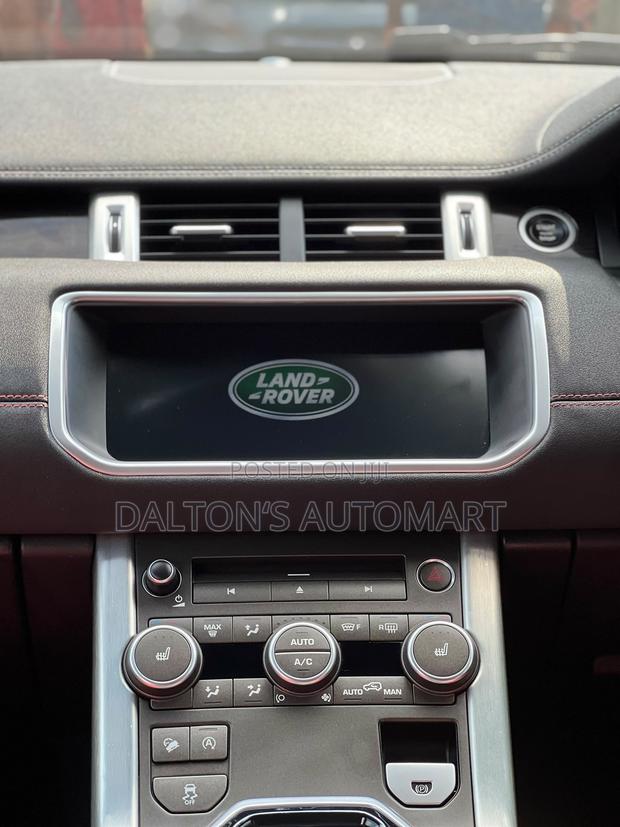 Land Rover Range Rover Evoque HSE Dynamic 4x4 5-Door 2017 Silver