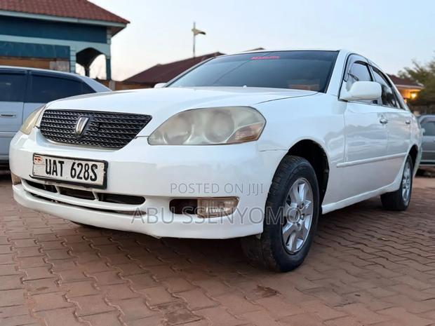 Toyota Mark II 2003 White