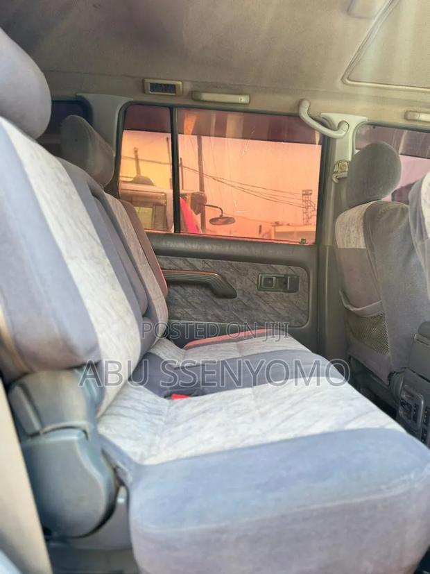 Toyota Land Cruiser Prado 1999 Green