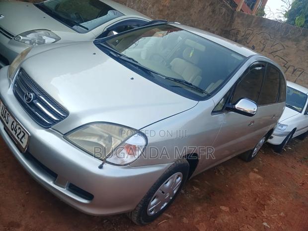 Toyota Nadia 1999 Silver