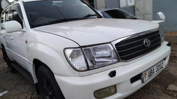 Toyota Land Cruiser Prado 2007 White