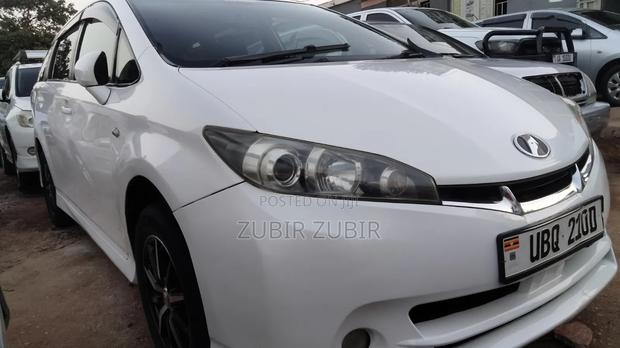 Toyota Wish 2010 White