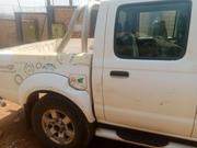 Nissan Hardbody 2014 White for sale