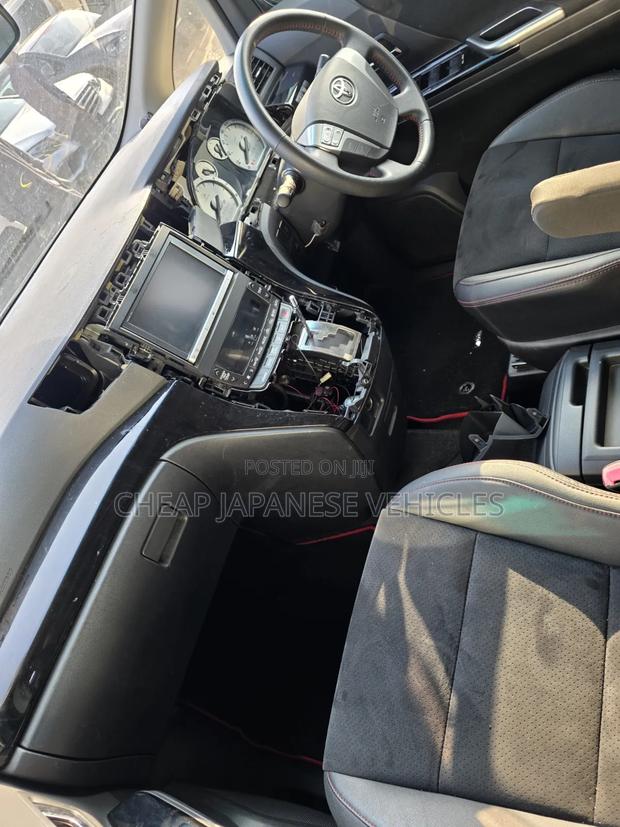 Toyota Alphard 2013 Black