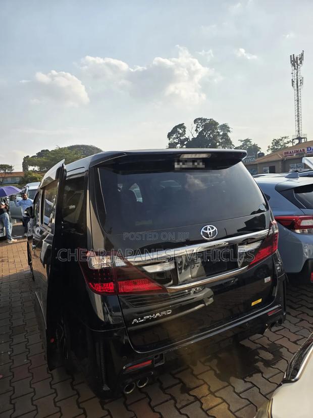Toyota Alphard 2013 Black