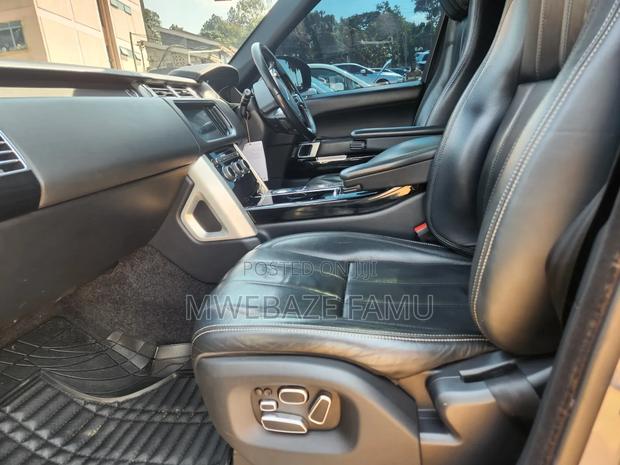 Land Rover Range Rover Vogue 2016 Gray