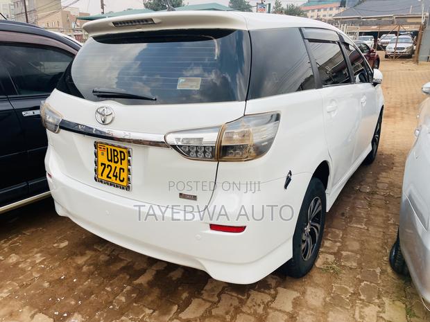 Toyota Wish 2010 White