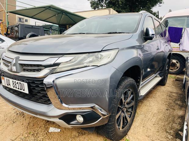 Mitsubishi Pajero Sport 2016 Gray