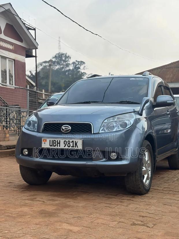 Daihatsu Be-go 2010 Blue