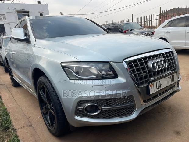 Audi Q5 2012 Silver