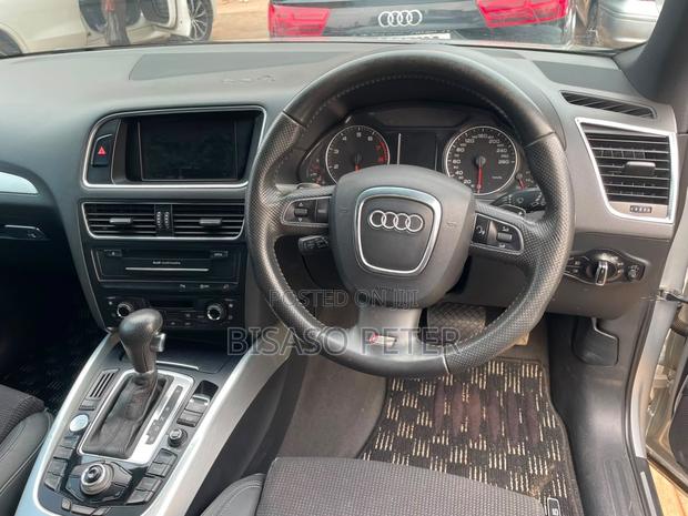 Audi Q5 2012 Silver