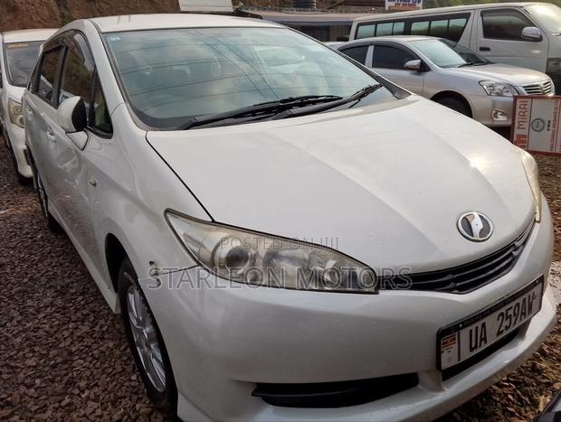 Toyota Wish 2010 White