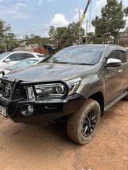 Toyota Hilux 2018 Gray for sale