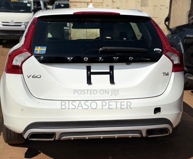 Volvo V60 2013 White
