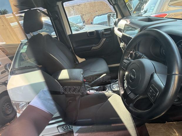 Jeep Wrangler 2014 White