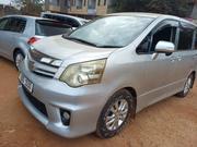 Toyota Noah 2013 Silver for sale