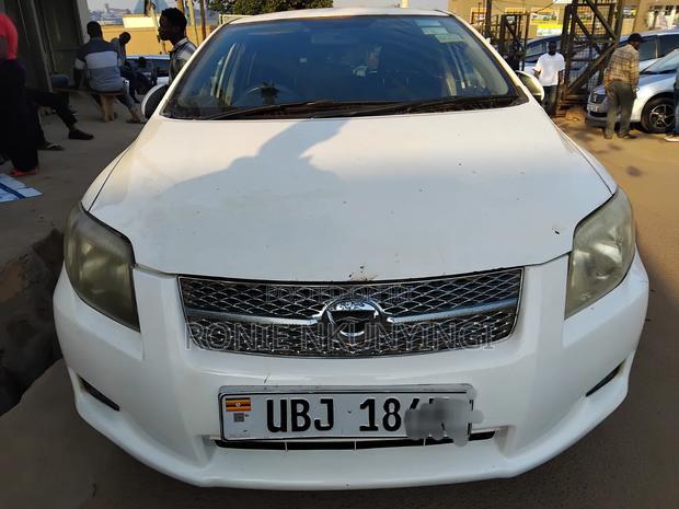 Toyota Corolla Fielder 2008 White
