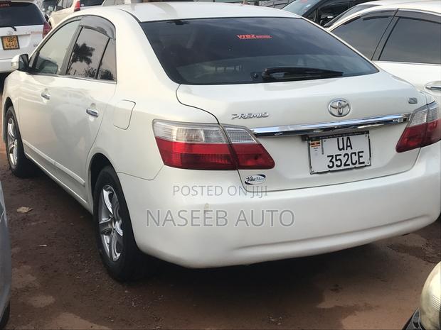 Toyota Premio 2009 White