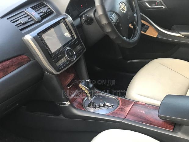 Toyota Premio 2009 White