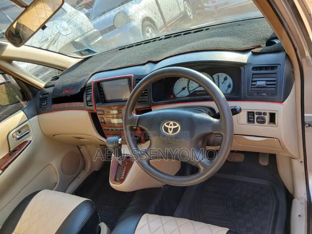 Toyota Corolla Spacio 2004 Silver