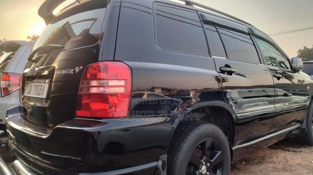 Toyota Kluger 2007 Black