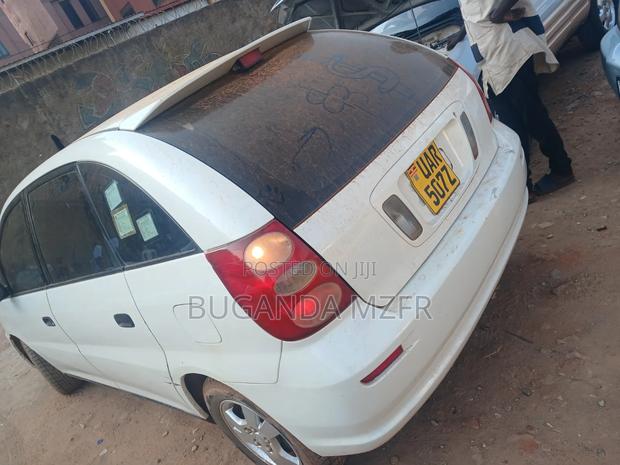 Toyota Nadia 2002 White