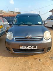 Toyota Sienta 2010 Gray for sale