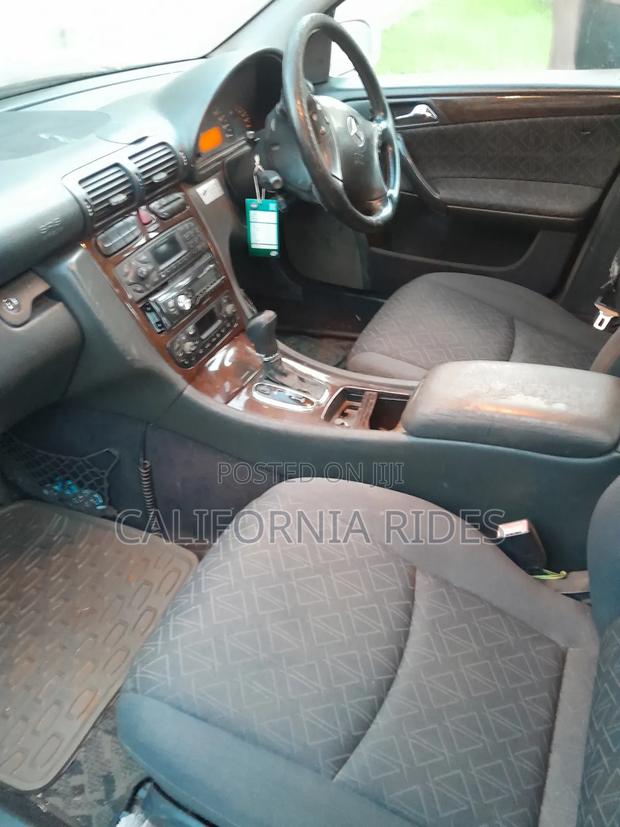 Mercedes-Benz C200 2003 White
