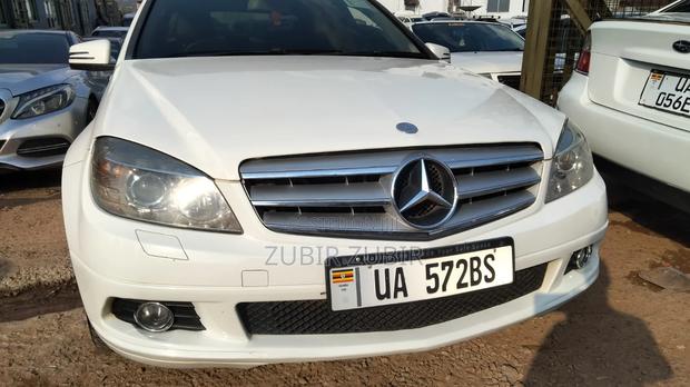 Mercedes-Benz C200 2010 White