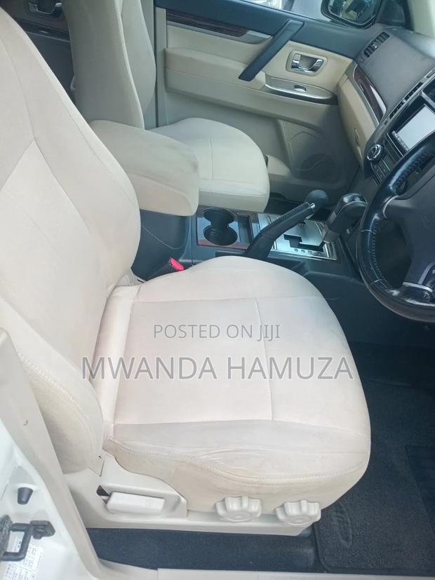Mitsubishi Pajero 2015 White