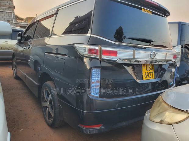 Nissan Elgrand 2015 Black