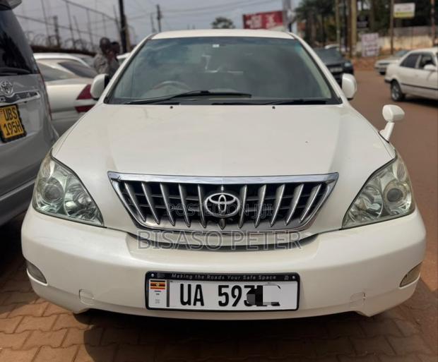 Toyota Harrier 2010 White