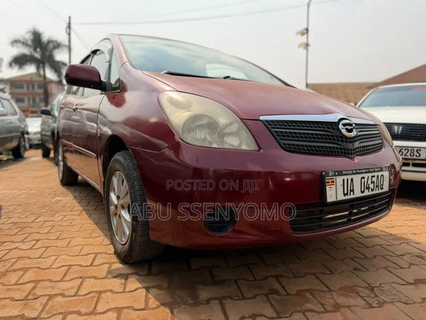 Toyota Corolla Spacio 2005 Maroon