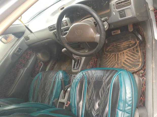 Toyota Corsa 2000 Silver