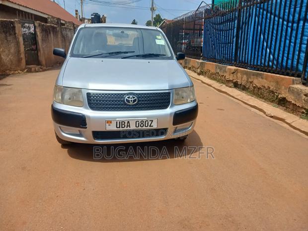 Toyota Probox 2003 Silver