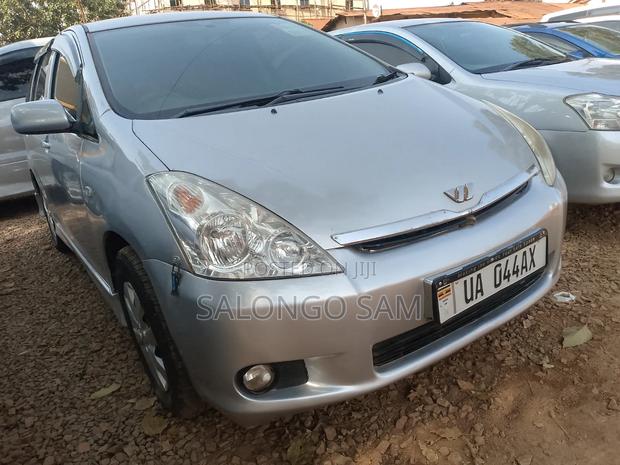 Toyota Wish 2007 Gray