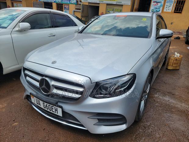Mercedes-Benz E200 2018 Silver