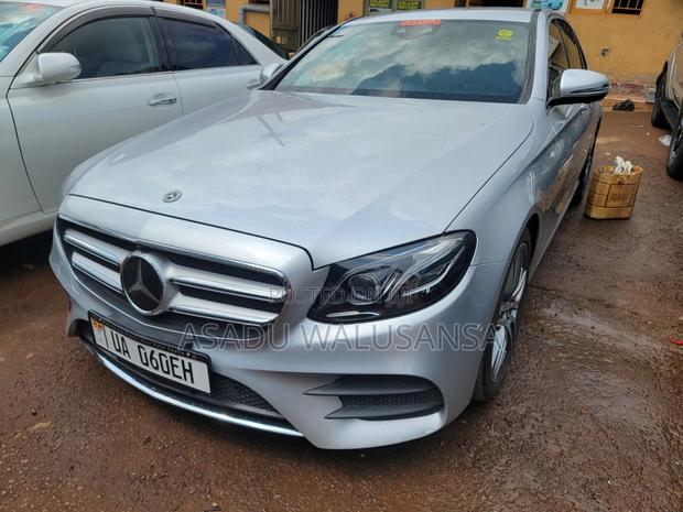 Mercedes-Benz E200 2018 Silver