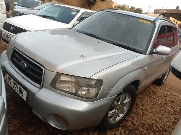 Subaru Forester 2001 Silver