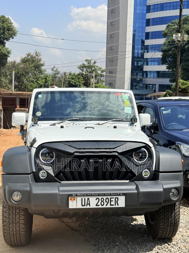 Jeep Wrangler 2018 White