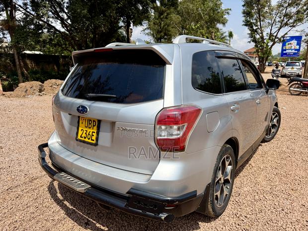 Subaru Forester 2015 Silver