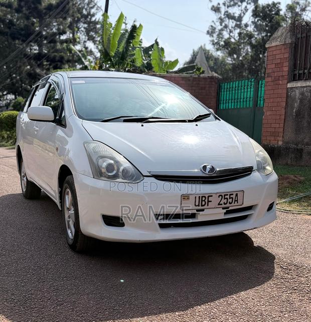Toyota Wish 2009 White