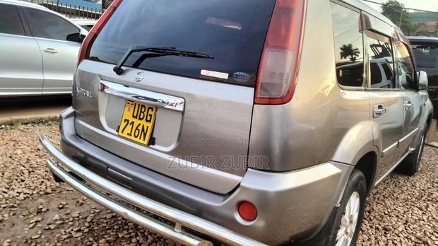 Nissan X-Trail 2006 Gray